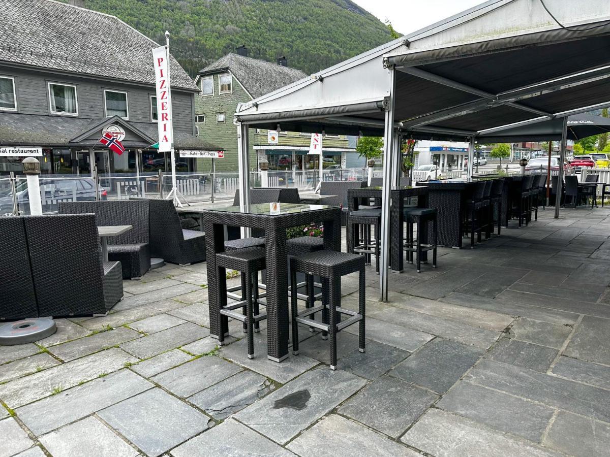 Stryn House - Hotel & Apartments Zewnętrze zdjęcie