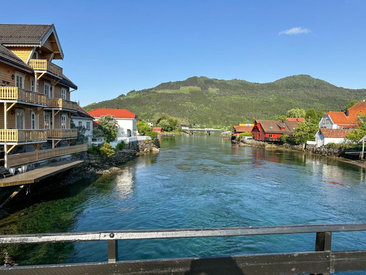 Stryn House - Hotel & Apartments Zewnętrze zdjęcie